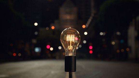 apple bulbs 2017
